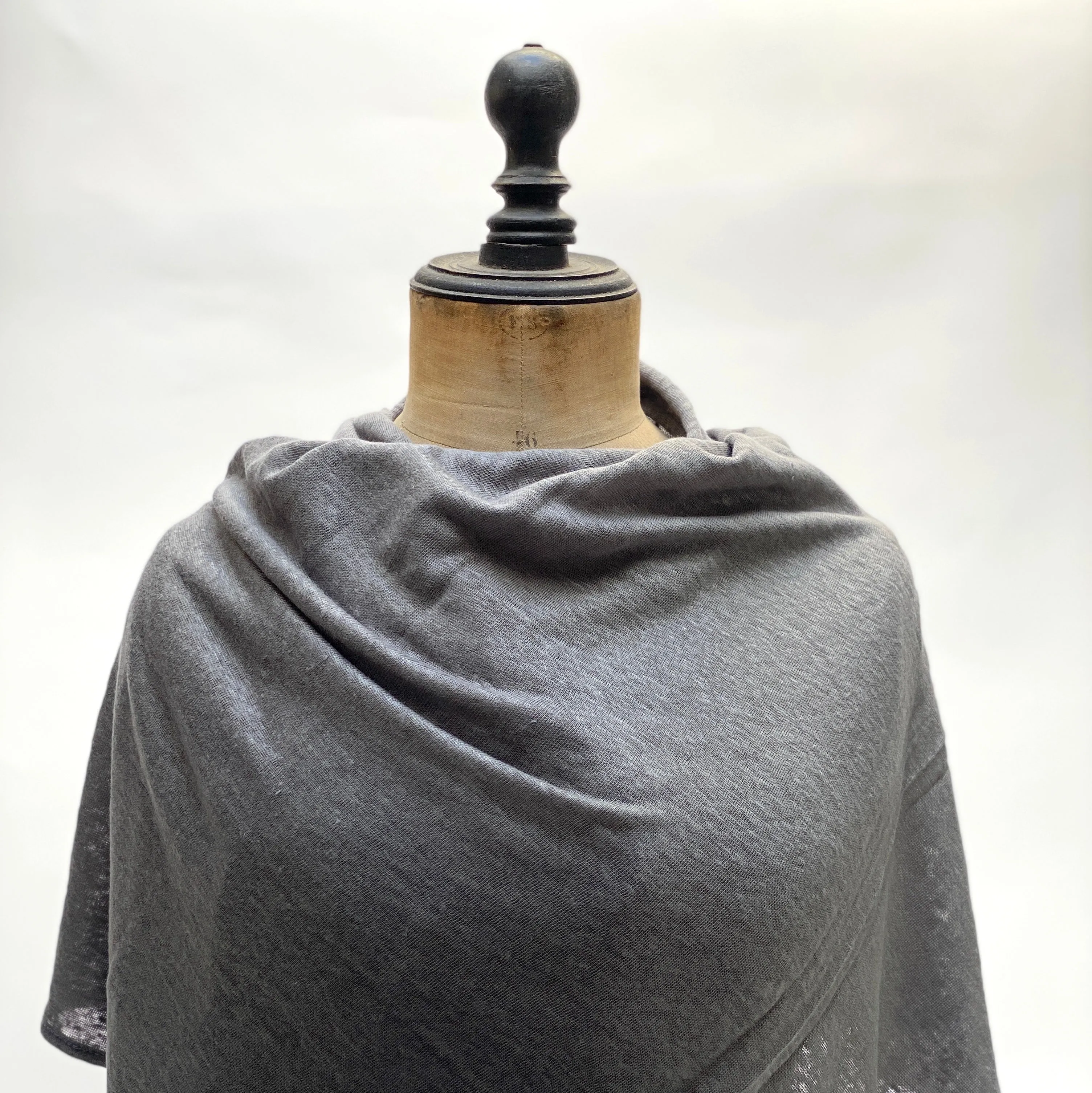 knit linen shawl (grey)
