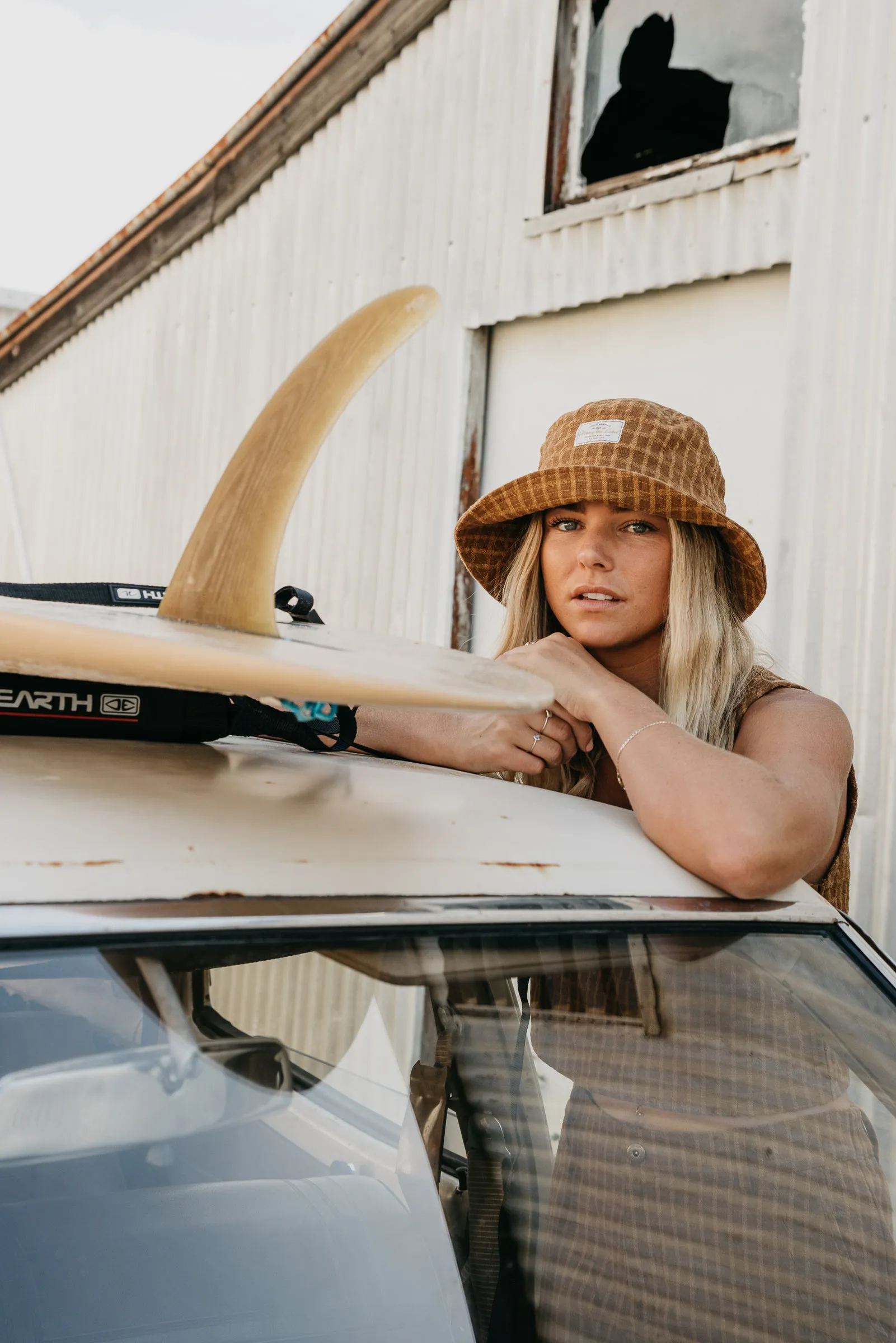 Kora - Brown Checked Bucket Hat