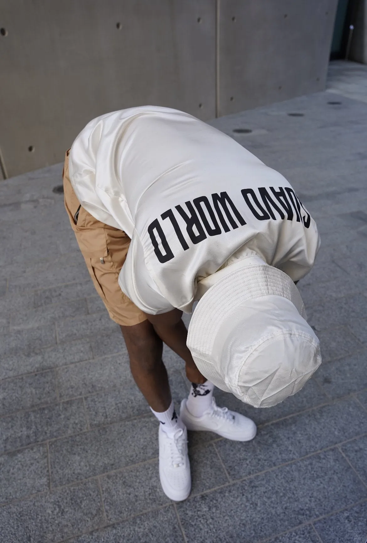 S WORLD BUCKET HAT LIGHT CREAM