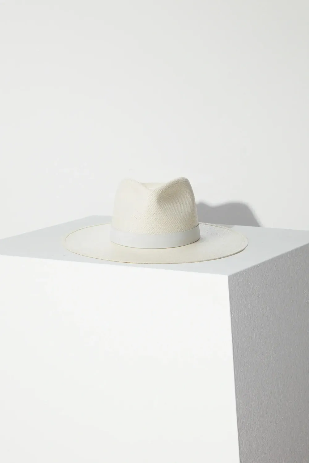Zoe Fedora Hat in Bleach